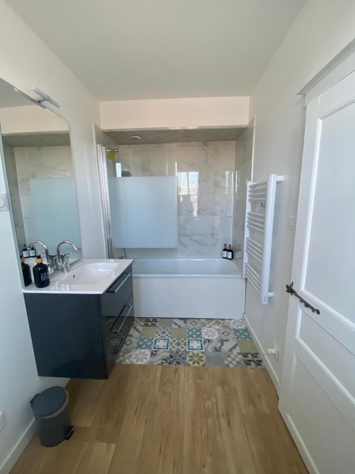 Appartement Chaleureux 6 Pers Beychac-et-Caillau Dış mekan fotoğraf